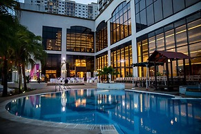 Grand Riverview Hotel