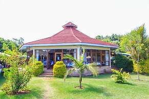 Poa Place Resort & Hotel - Where Nature Meets Comfort