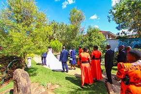 Poa Place Resort & Hotel - Where Nature Meets Comfort