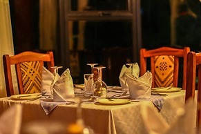 Poa Place Resort & Hotel - Where Nature Meets Comfort