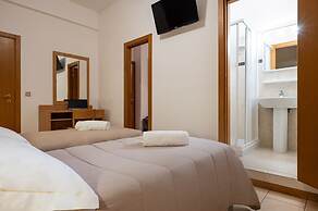 Amadei Hotel Figaro & Apartments