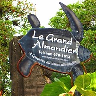 Le Grand Almandier