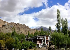 TIH Hotel Mahay Palace