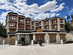 Hotel New Glacier View