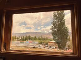 Hotel New Glacier View