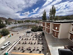 Hotel New Glacier View