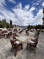 Hotel New Glacier View