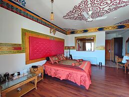 Grand Himalaya
