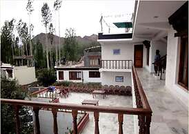 Hotel Holiday Ladakh