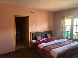 TIH Tsomoriri Hotel Lake View