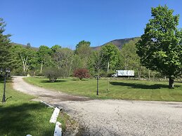Weathervane Motel