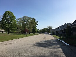 Weathervane Motel
