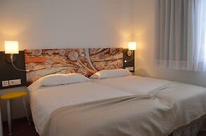 Hotel Plaza Palmeras