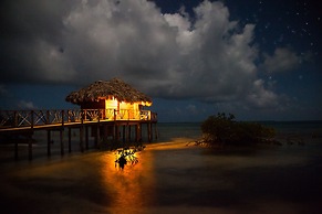 Thatch Caye, a Muy'Ono Resort