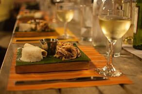 Thatch Caye, a Muy'Ono Resort