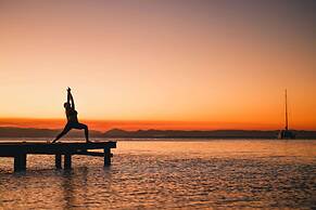 Thatch Caye, a Muy'Ono Resort