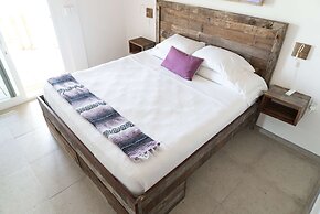 Thatch Caye, a Muy'Ono Resort