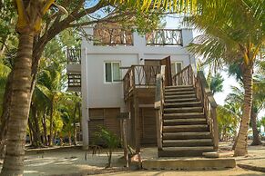 Thatch Caye, a Muy'Ono Resort