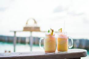 Thatch Caye, a Muy'Ono Resort