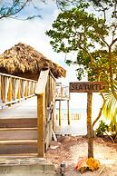 Thatch Caye, a Muy'Ono Resort