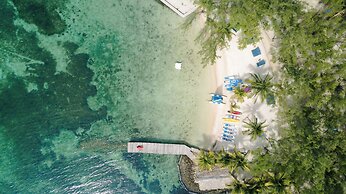 Thatch Caye, a Muy'Ono Resort