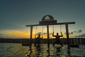 Thatch Caye, a Muy'Ono Resort