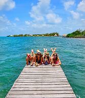 Thatch Caye, a Muy'Ono Resort