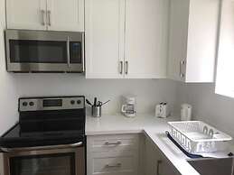 Kashaneh Hostel - 25 Greenbriar