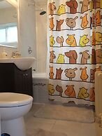 Kashaneh Hostel - 25 Greenbriar