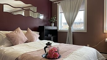 Kashaneh Guest House - 27 Greenbriar