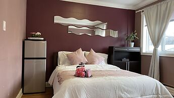 Kashaneh Guest House - 27 Greenbriar