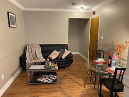 Kashaneh Guest House - 27 Greenbriar