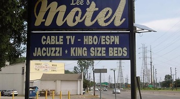 Lee's Motel