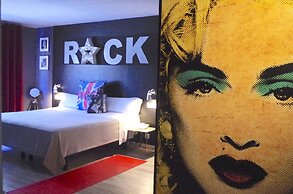 Hotel Apartamentos Rock Star