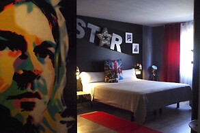 Hotel Apartamentos Rock Star