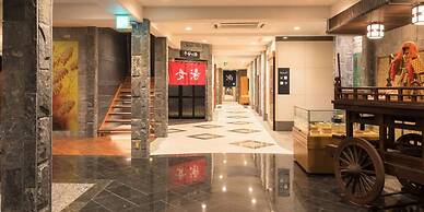 Awara Grand Hotel