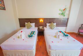 Phi Phi Island Cabana Hotel