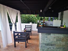 La Pernela Beachfront Resort