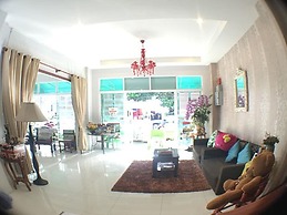 Thira Residence Patong