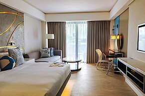 The Lind Boracay