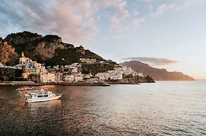 Amalfi Luxury House