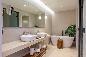 Aulus Chania All-Inclusive Resort, Curio Collection by Hilton - Adults