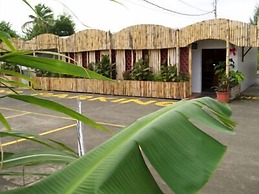 Golden Thistle Hotel