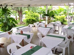 Golden Thistle Hotel