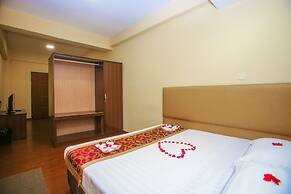 Grace Treasure Hotel