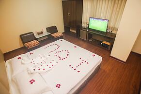 Grace Treasure Hotel