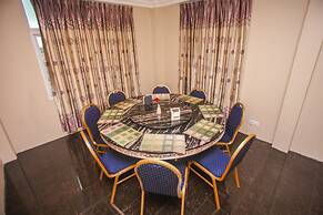 Grace Treasure Hotel