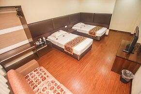 Grace Treasure Hotel