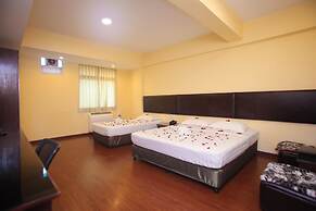 Grace Treasure Hotel