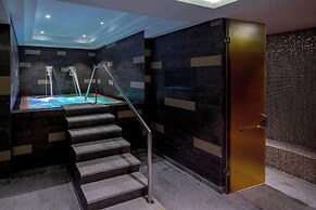 Le Meridien Dhaka